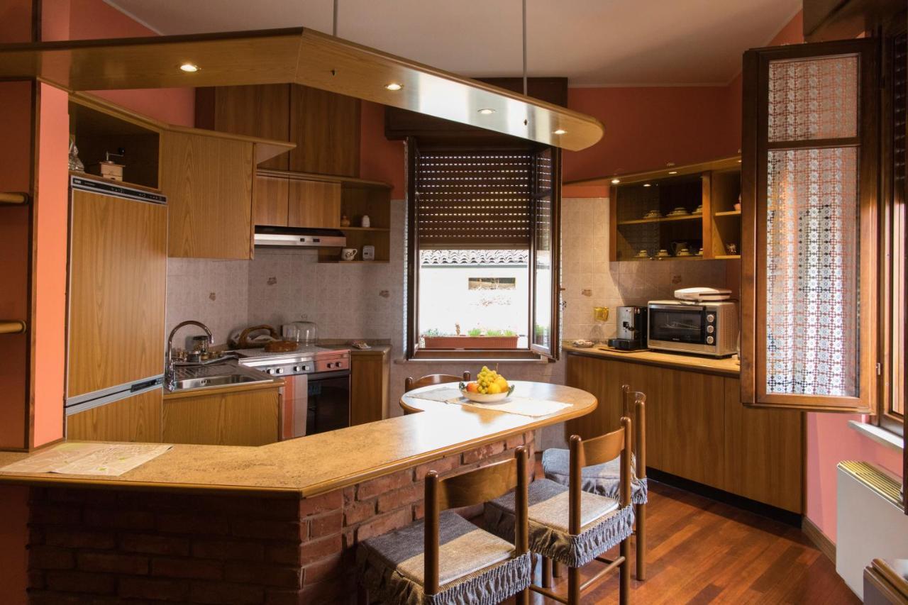 A Casa Di Anna, Elegant Flat In Cremona Apartment Exterior foto